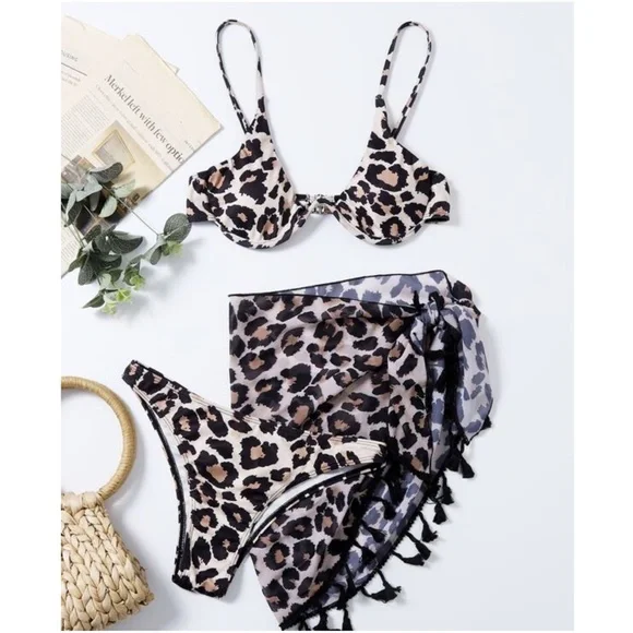 Leopard Print Cheeky Bikini Tassel Skirt Set - Picture 4 of 4